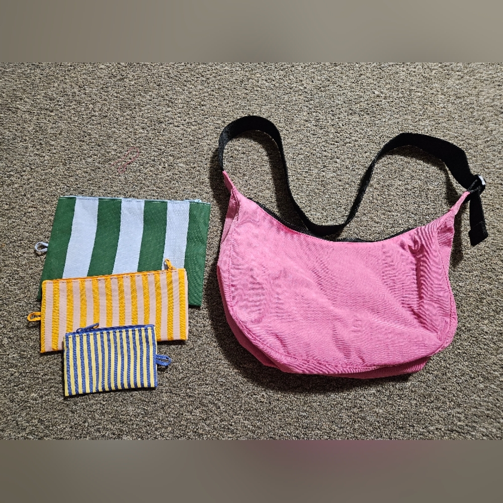 Medium Baggu Crescent Azaela Pink w/ Flat Pouch Set